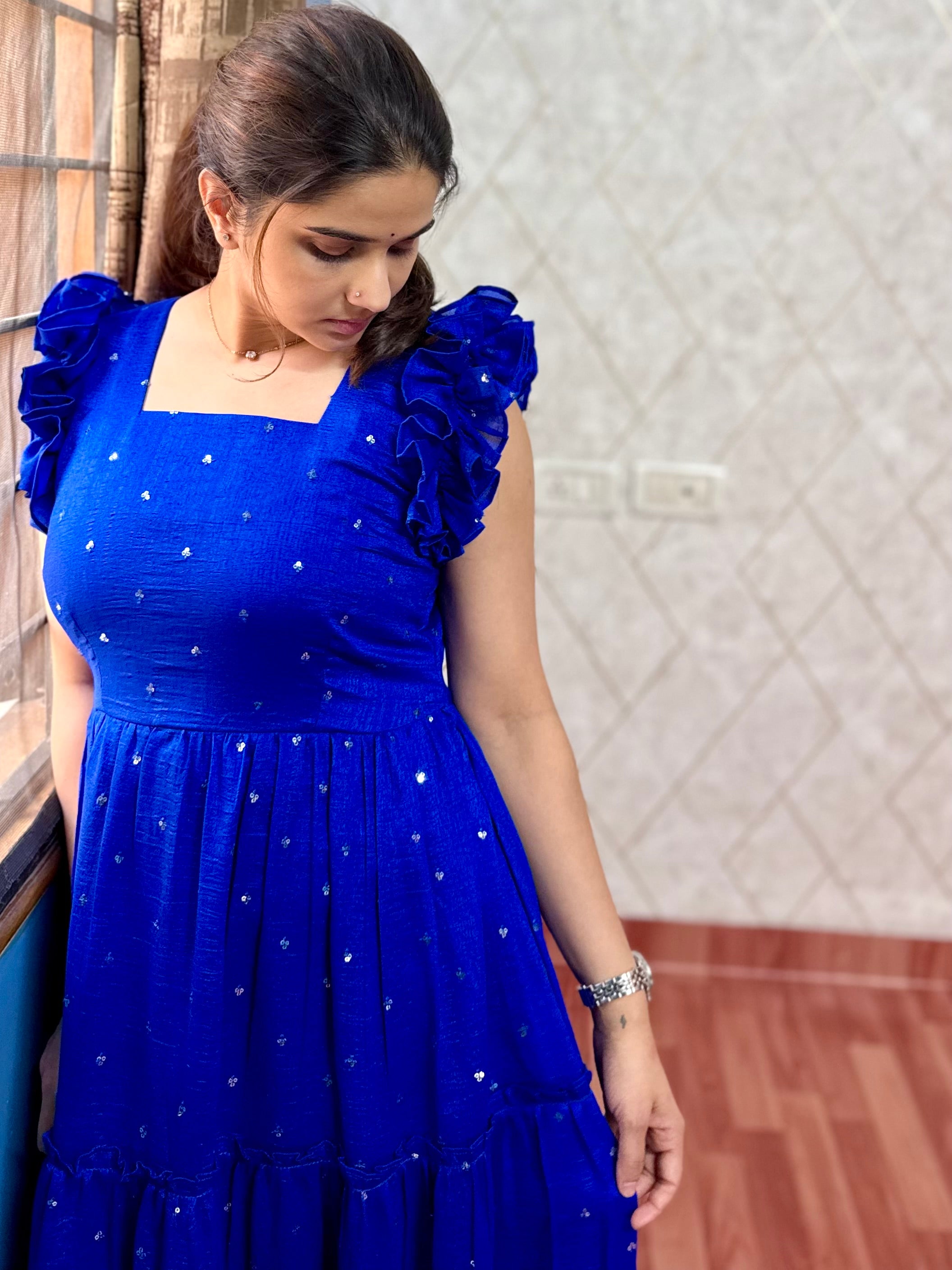 SEQUIN DETAILED TIERED MIDI DRESS ZIVA - ROYAL BLUE